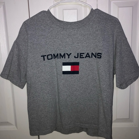 Tommy Hilfiger Tops - Tommy Hilfiger T Shirt